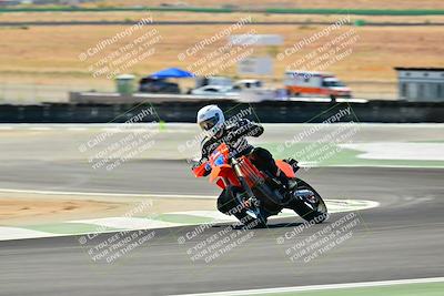 media/Sep-07-2025-TrackXperience (Sun) [[ee17e62fad]]/Level 2/Session 4 (Lower Chicane)/